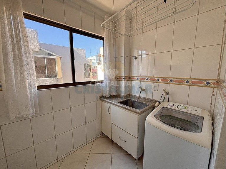 002- Apto a 50m do Mar com 2 Quartos e 2 Vagas