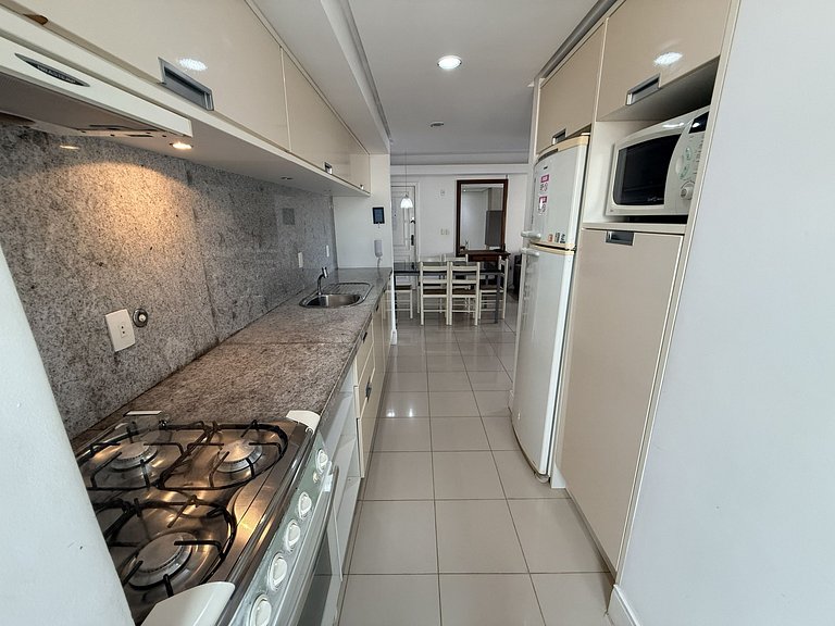 006- Apartamento para até 6 Pessoas em Bombas