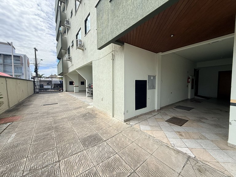 006- Apartamento para até 6 Pessoas em Bombas