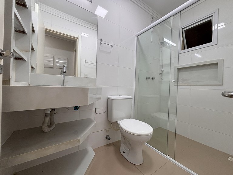 008- Apartamento completo a 230 metros de la playa de Bombas