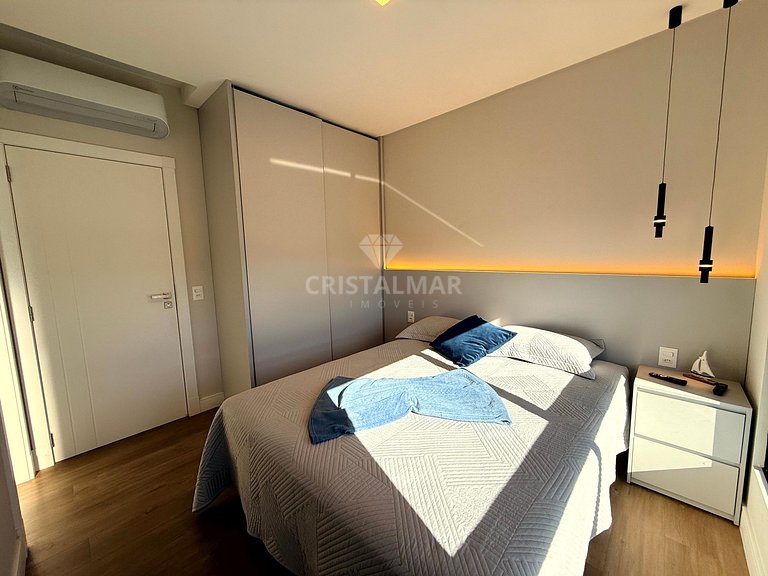 009- Apartamento con 3 suites y piscina a 70 metros de la pl