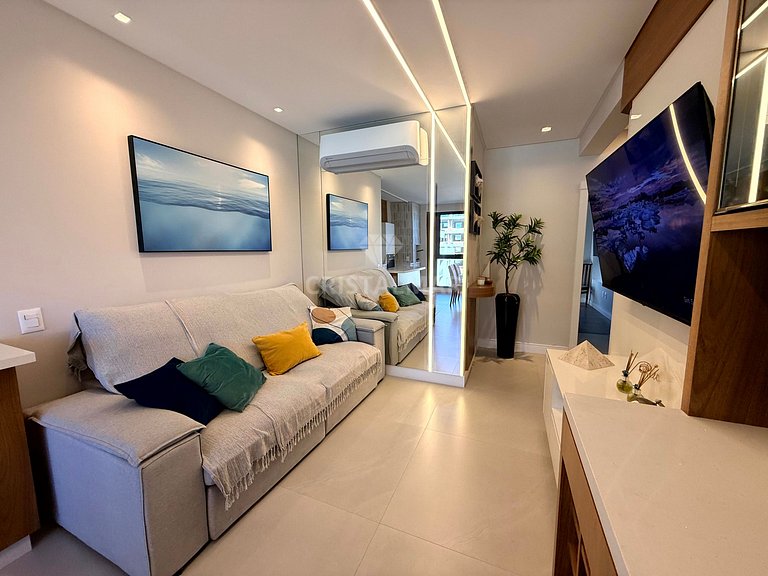 009- Apartamento con 3 suites y piscina a 70 metros de la pl