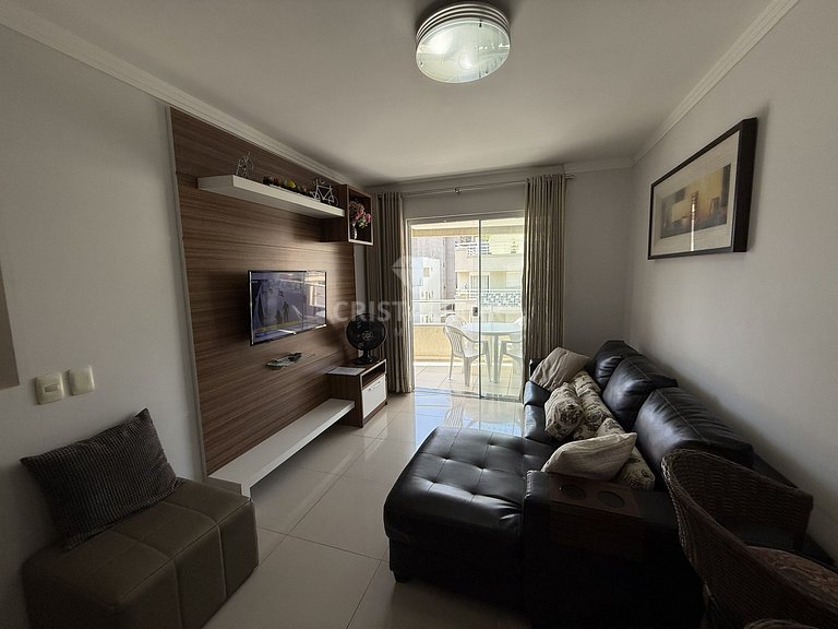 010- 3-Bedroom Apartment 90 Meters from Bombas Beach
