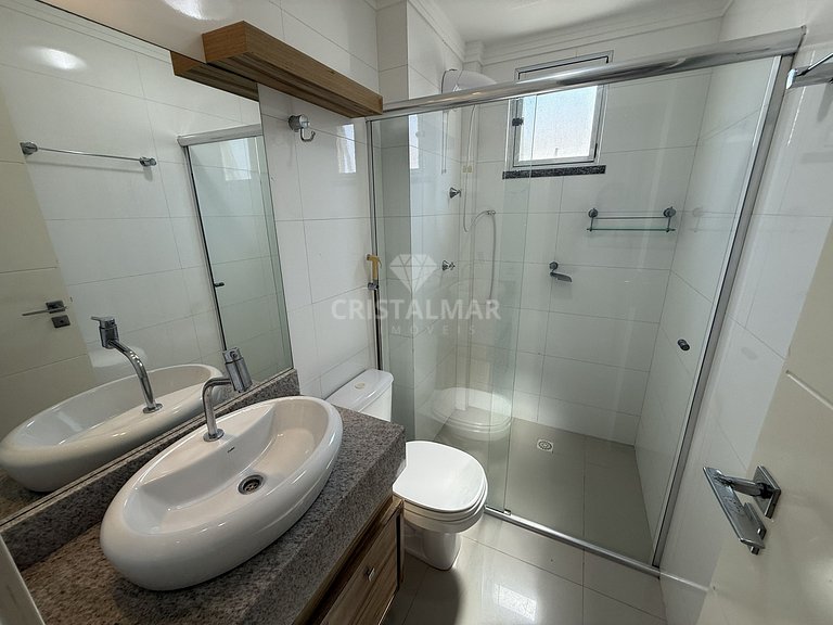 010- 3-Bedroom Apartment 90 Meters from Bombas Beach