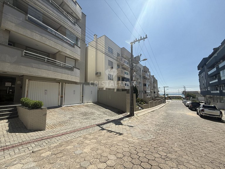 010- 3-Bedroom Apartment 90 Meters from Bombas Beach