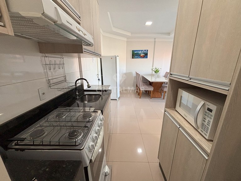 014- Apartamento com Churrasqueira a 230m da Praia de Bombas