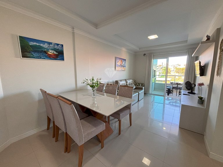 014- Apartamento com Churrasqueira a 230m da Praia de Bombas