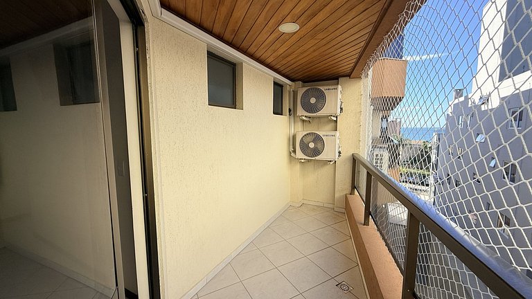 Apto de 2 habitaciones en la Playa de Bombas Código 002