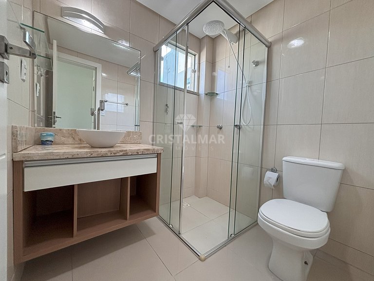 012 - Apartamento para 8 Pessoas a 80 Metros da Praia de Bom