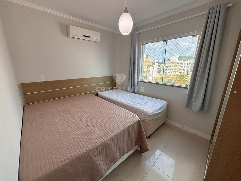 012 - Apartamento para 8 Pessoas a 80 Metros da Praia de Bom