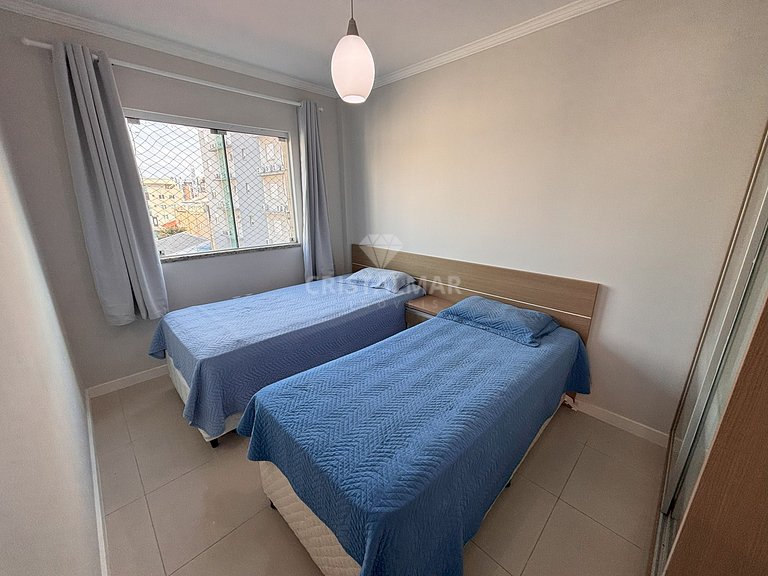 012 - Apartamento para 8 Pessoas a 80 Metros da Praia de Bom