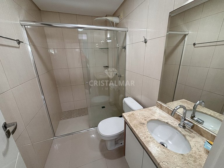 012 - Apartamento para 8 Pessoas a 80 Metros da Praia de Bom