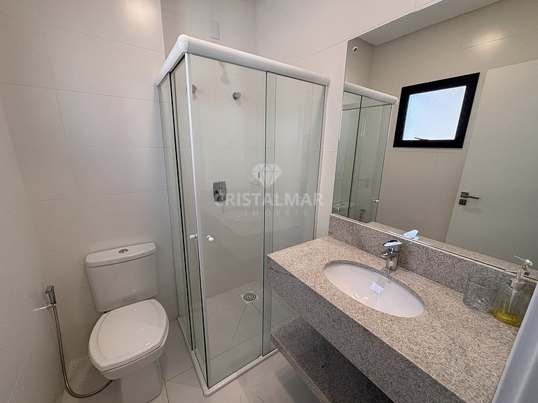 022- Apartamento 3 Suítes a 50m da Praia de Bombas