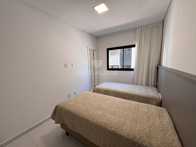 022- Apartamento de 3 suites a 50 metros de la Playa de Bomb