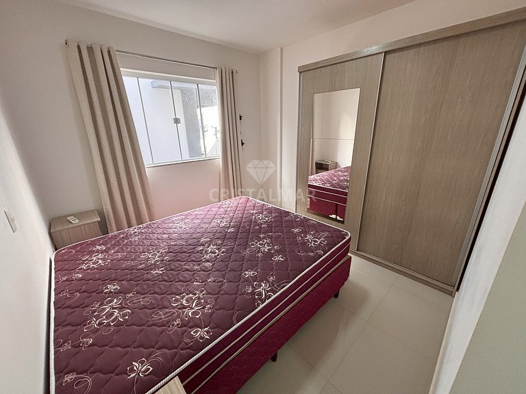 237- Apartamento com Piscina 2 Quartos 250m Praia Bombas