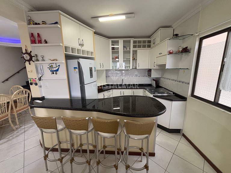 035B- Accommodation for 8 people with pool and private terra