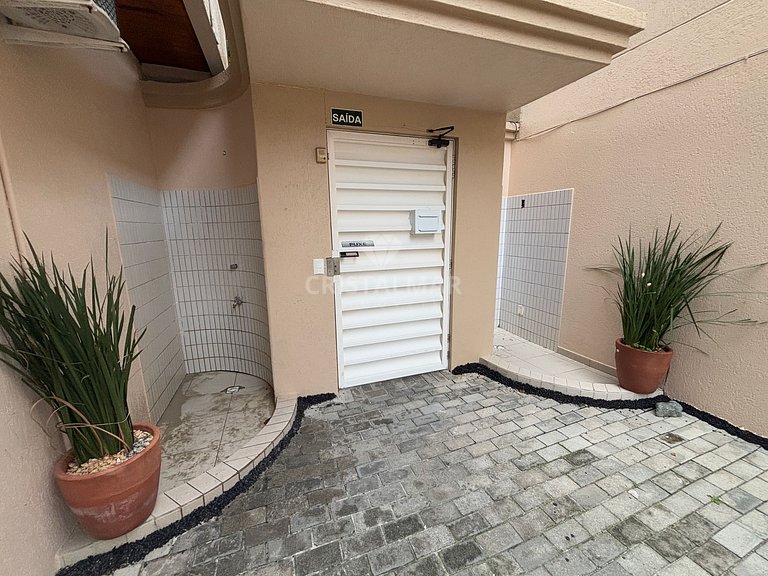 035B- Accommodation for 8 people with pool and private terra