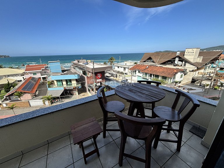 047- Apartamento 2 Quartos a 50m da Praia de Bombas