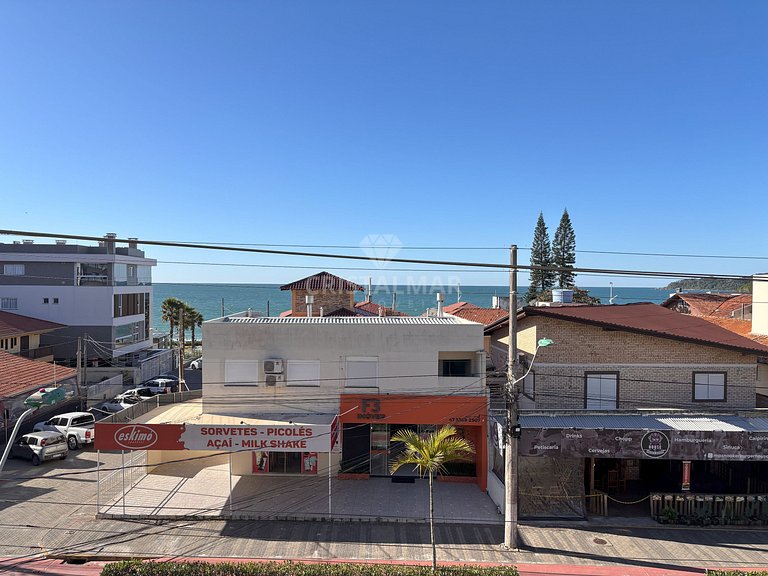 070- Apartamento de 2 dormitorios frente a la avenida Bombas