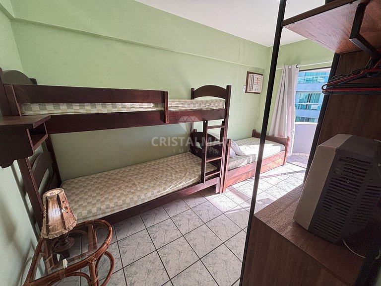 070- Apartamento de 2 dormitorios frente a la avenida Bombas
