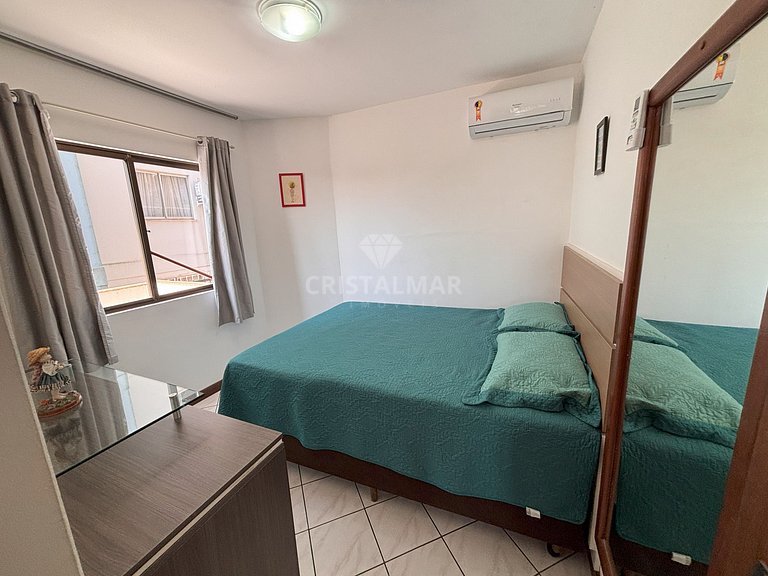 058- Apartamento 50m da Praia Bombas Sacada Churrasqueira