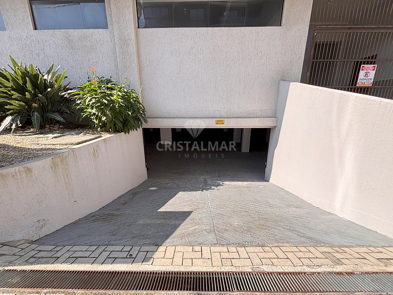 058- Apartamento 50m da Praia Bombas Sacada Churrasqueira
