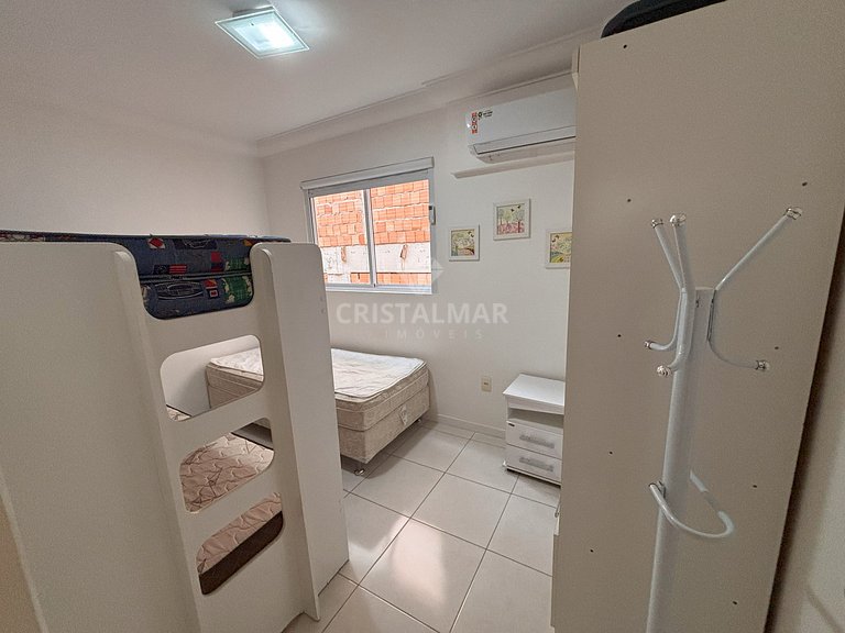 065- Apto 2 Quartos próximo ao mar em Bombas