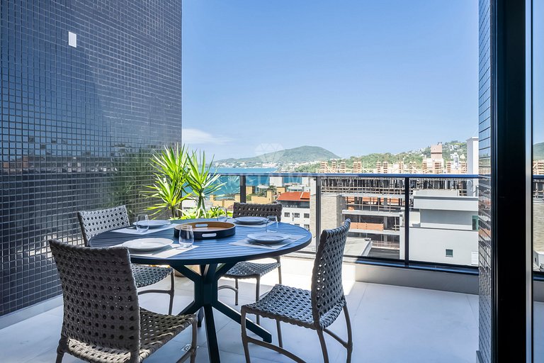 141B- Cobertura dúplex con vista al mar, 3 suites, a 70 metr