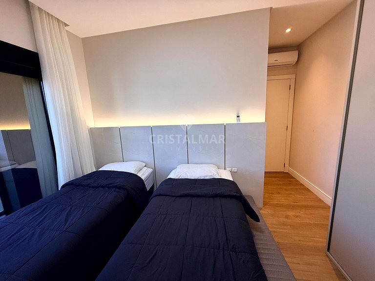 037- Apartamento Alto Padrão 3 Suítes a 80m da Praia Com Pis