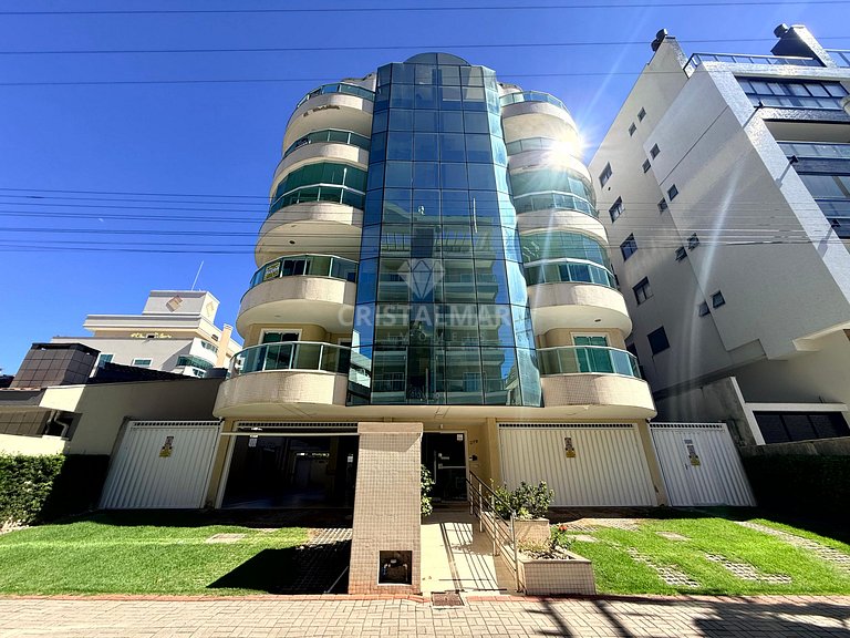 043A- 3-bedroom apartment for up to 9 people in Bombas