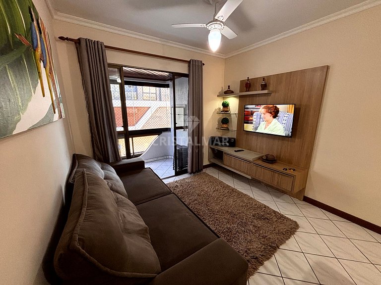 110- Apartamento a 150 m da Praia de Bombas para até 5 pesso