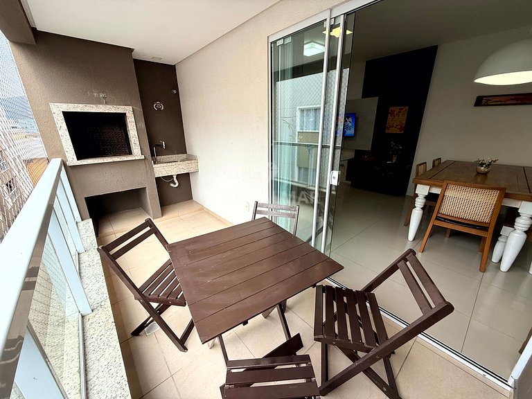 048B- Apartment for up to 6 people with pool in Bombas