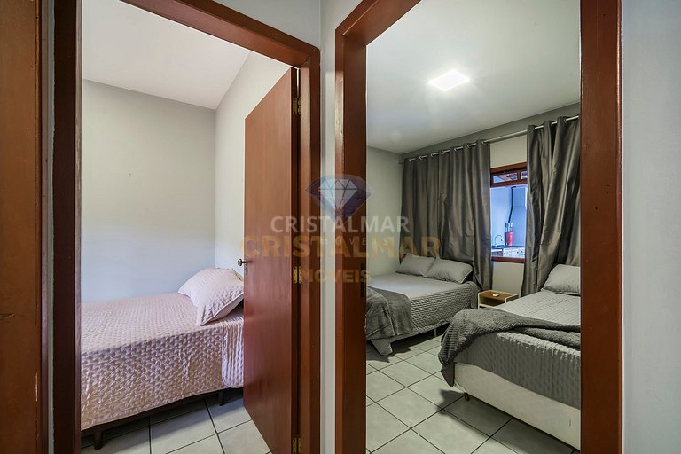 164- Casa com Piscina para 12 Pessoas em Bombas