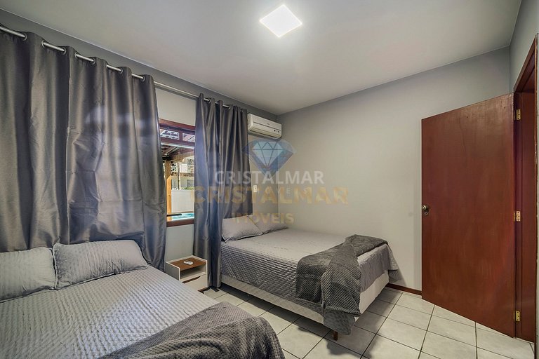 164- Spacious House with Pool for 12 Guests in Bombas