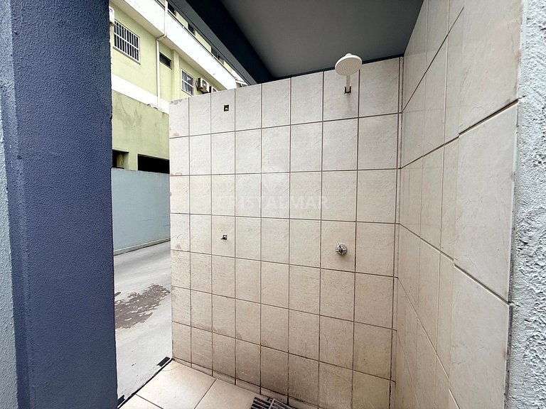 035A- Apartamento para até 9 Pessoas a 50m da Praia de Bomba