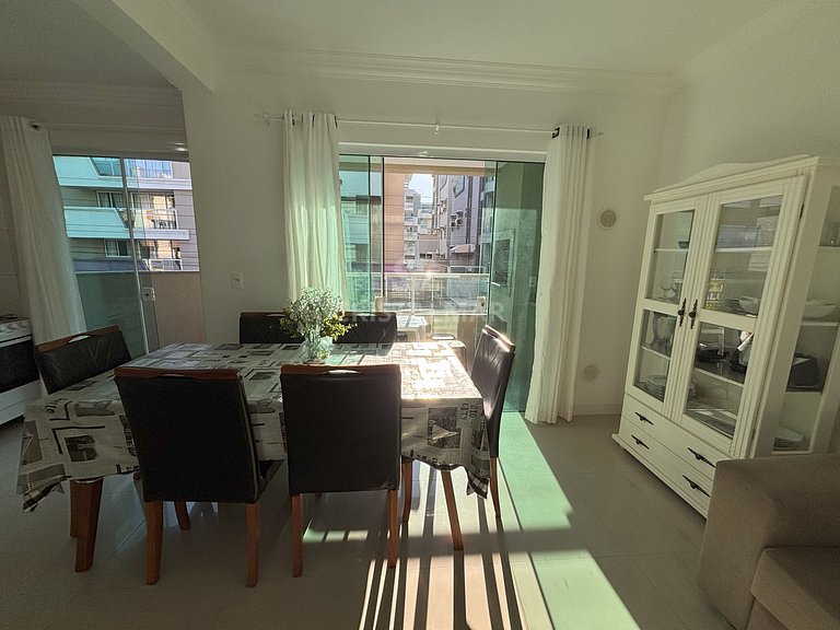 289- Apartamento 3 Quartos para 9 pessoas a 150m da Praia