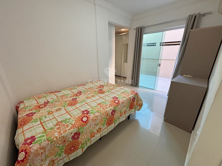 289- 3 Bedroom Apartment for 9 people 150m from the Beach