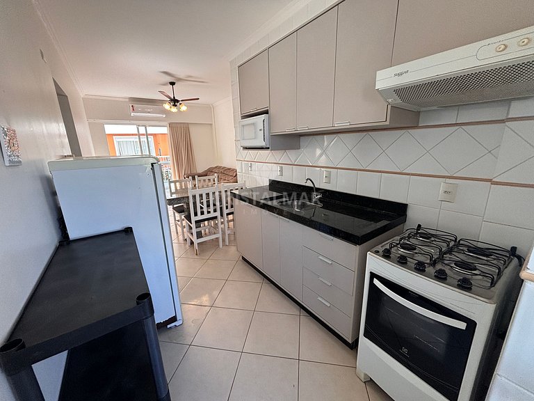 252- Apartamento com Piscina 2 Quartos 200m Praia Bombas