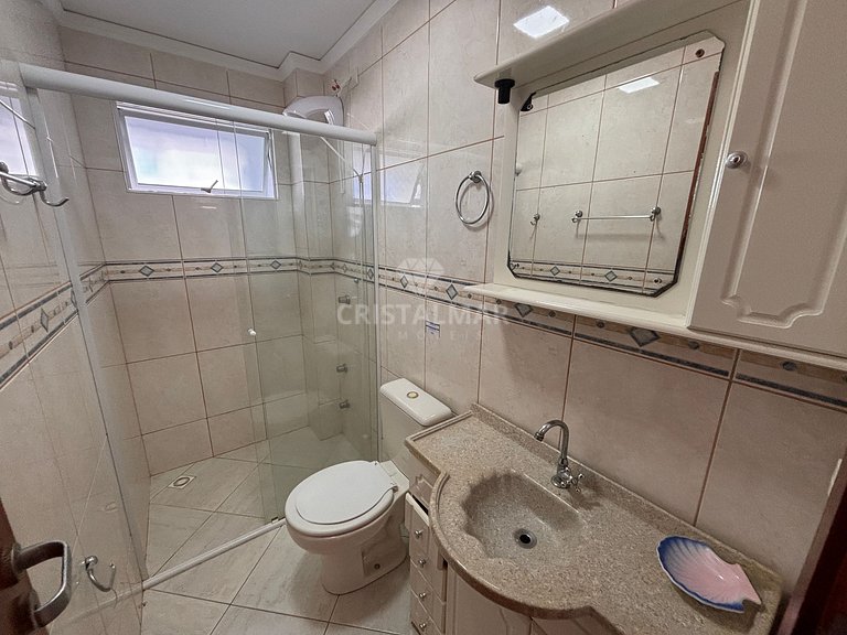 252- Apartamento com Piscina 2 Quartos 200m Praia Bombas