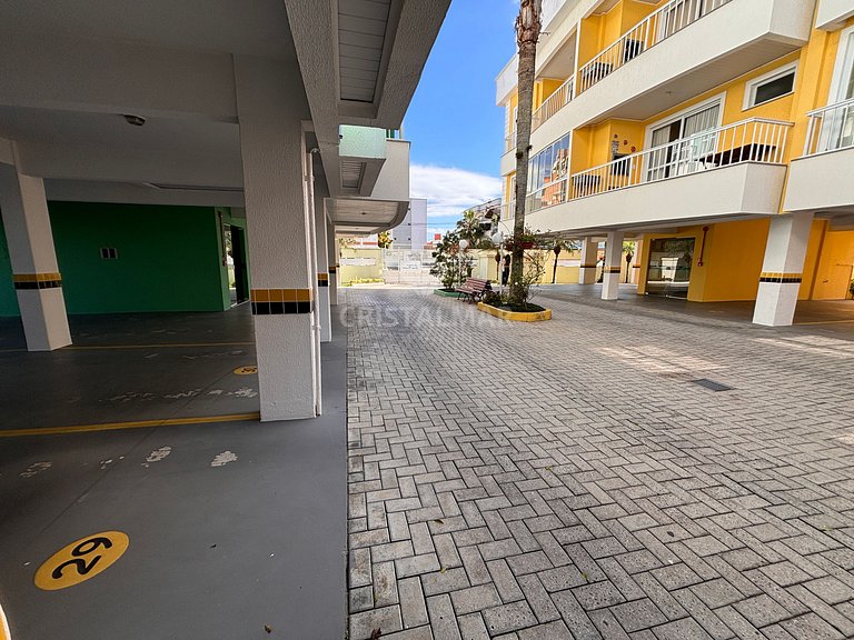 252- Two-Bedroom Apartment with Pool, 200 Meters from Bombas