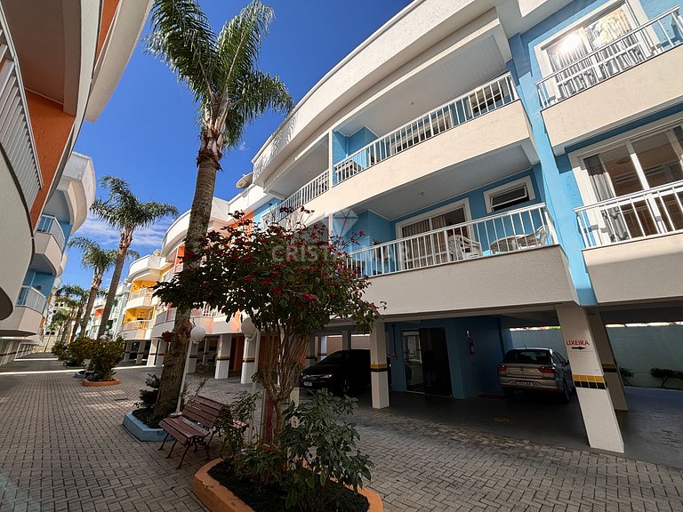252- Apartamento de 2 dormitorios con piscina a 200 metros d