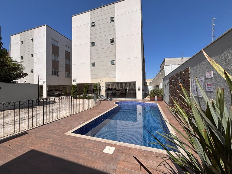 176- Apartamento para até 5 pessoas em condomínio com piscin