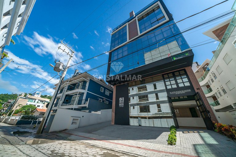 164A- Flat Completo com Rooftop em Bombinhas