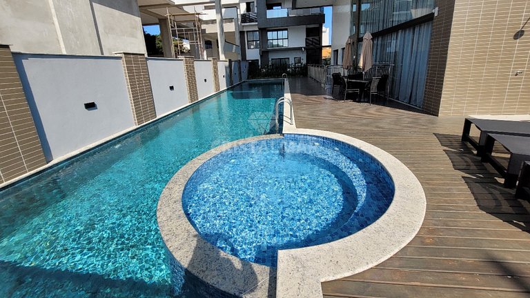Apart/ 2 suites/ pool/ located between the beaches