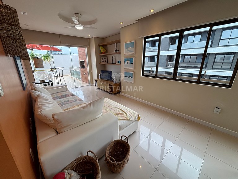 030- Apartamento completo a poucos metros da praia em Bombas