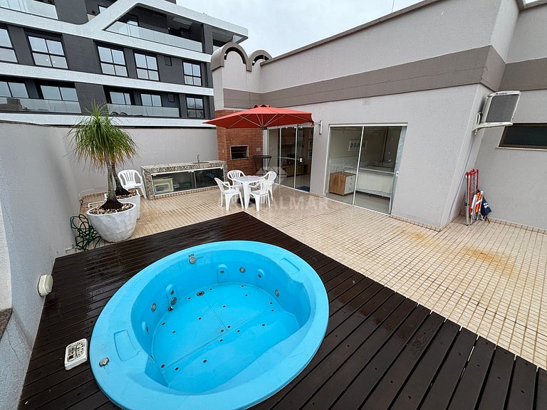 030- Apartamento completo a poucos metros da praia em Bombas