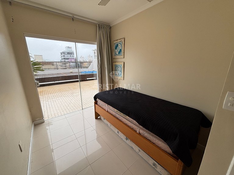 030- Fully equipped apartment just a few meters from the bea