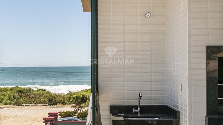 L057 - Apartamento Novo com Vista para o Mar a 80m da Praia