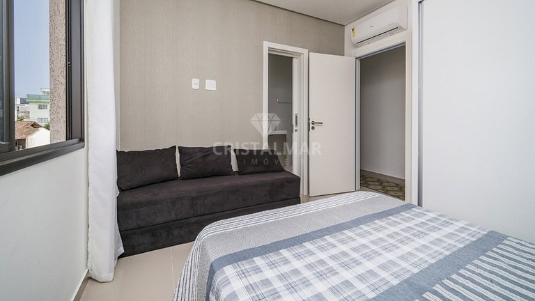 L057 - New Apartment with Sea View 80m from the Beach in Can