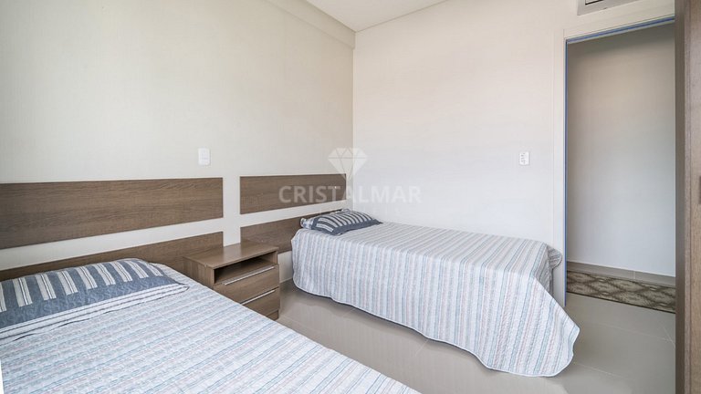 L057 - Apartamento Novo com Vista para o Mar a 80m da Praia